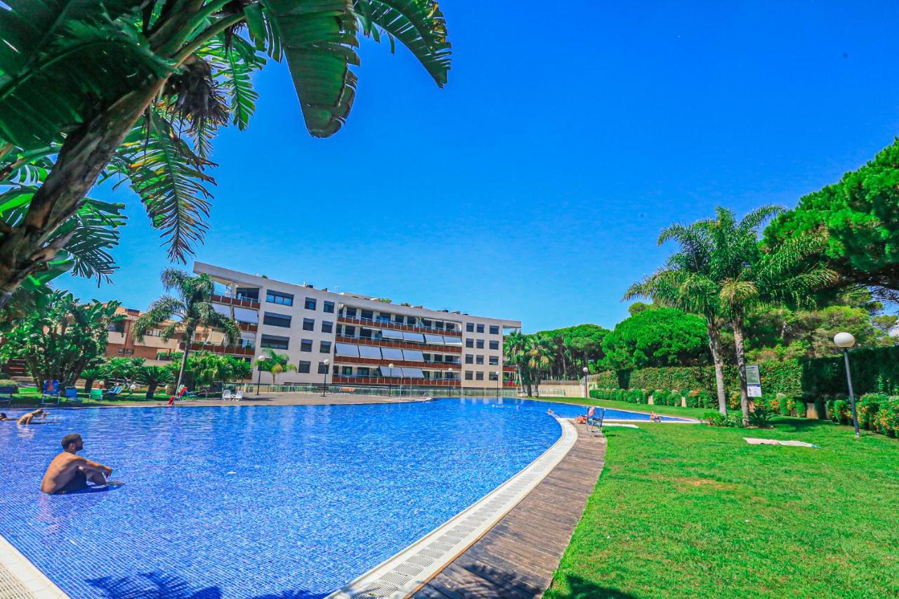 Sol Cambrils Park Litoral - Only Families Villa Bagian luar foto
