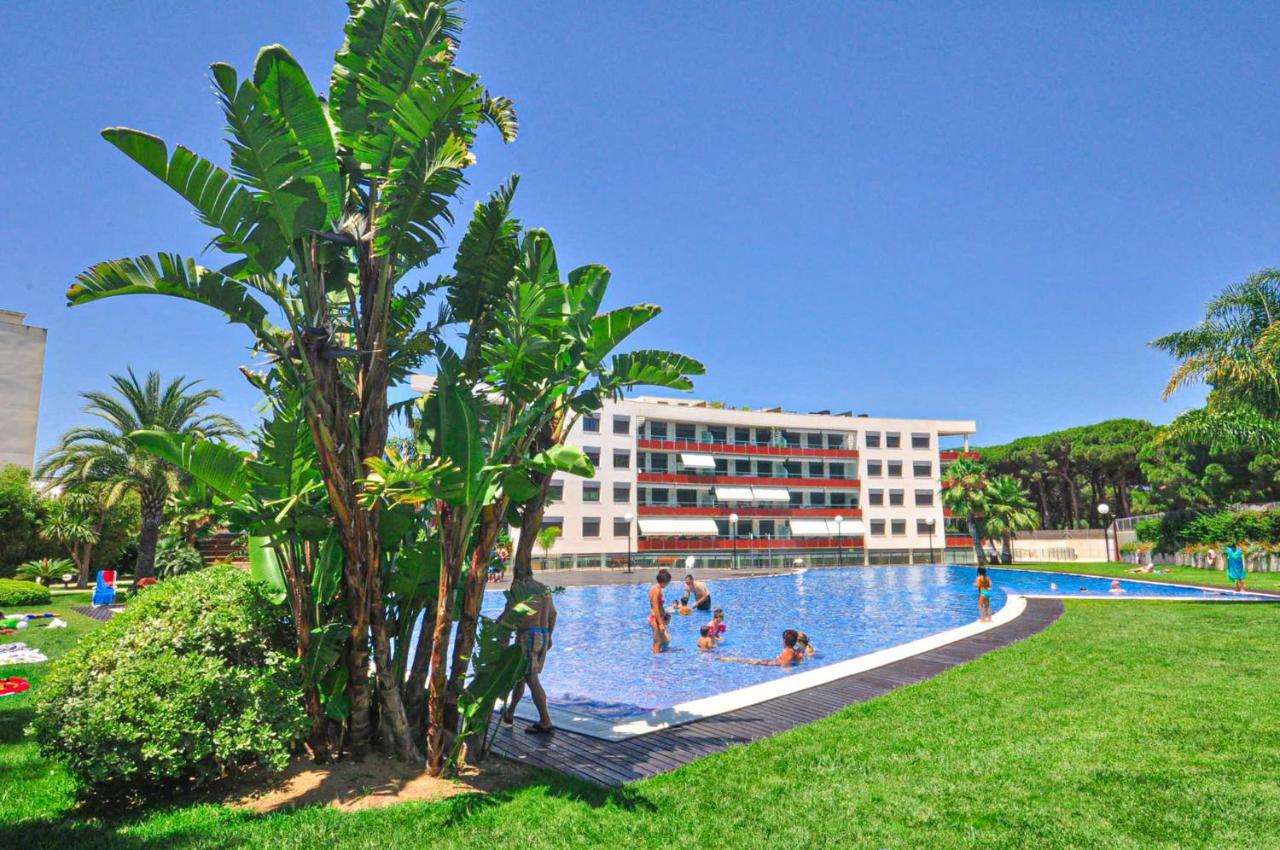 Sol Cambrils Park Litoral - Only Families Villa Bagian luar foto