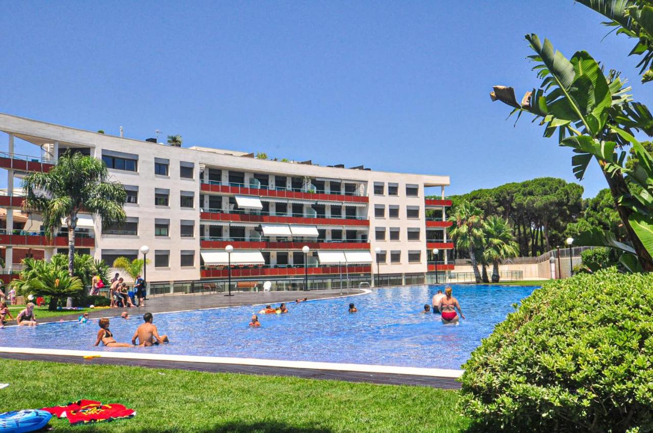 Sol Cambrils Park Litoral - Only Families Villa Bagian luar foto